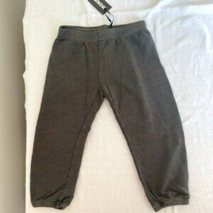 Monrow Supersoft Sweatpant Kids Size 2 years old/24 months. Olive Green Camo NWT